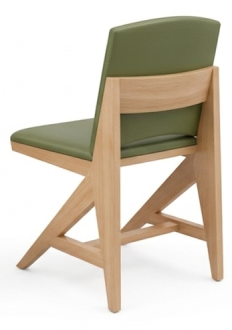 Chaise rembourrée appui sur table Soline